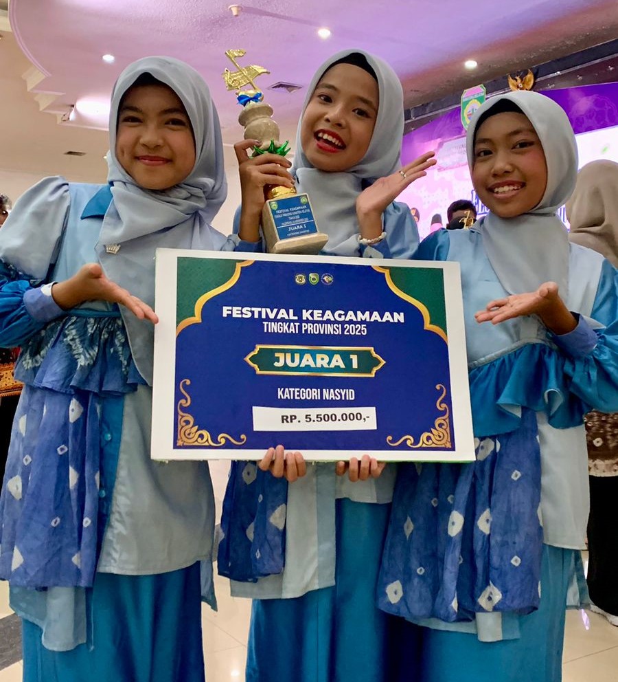 Trio XINARAN Sabet Juara 1 Nasyid di Festival Keagamaan Tingkat Sumsel