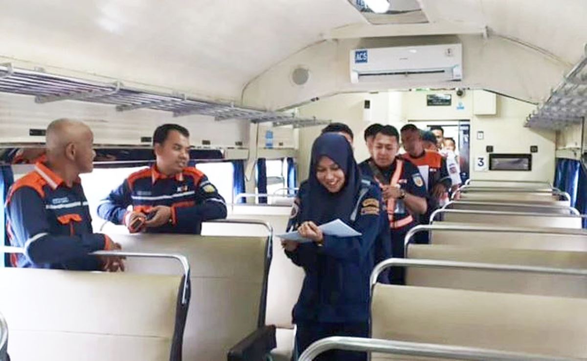 Libur Nataru 2025/2026 Seru dan Nyaman, KAI Divre III Palembang Rampcheck SPM di Stasiun dan Kereta Api