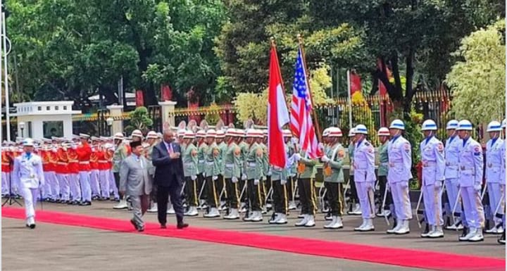 Prabowo Terima Kunjungan Menhan AS, Disambut dengan Upacara Jajar Kehormatan