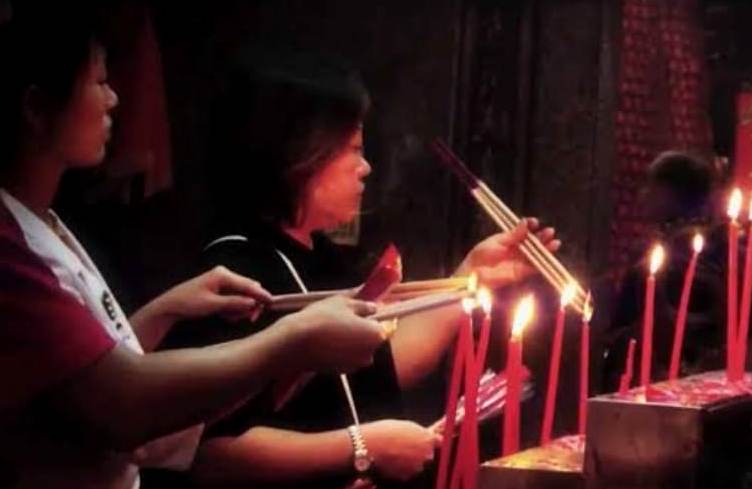 5 Tips Menarik Keberuntungan Saat Bulan Hantu di Tradisi Masyarakat Tionghoa Tiba