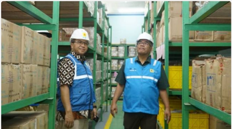 Komisaris Utama PLN Kunjungi Warehouse UP3 Palembang 