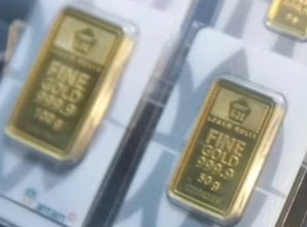 Antam Turun Lagi, Harga Emas Hari Ini Anjlok Rp 12 Ribu, Logam Mulia 10 Gram Bertahan di Level Rp 22,22 Juta