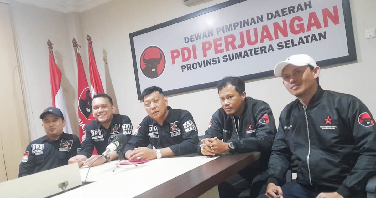 Keras 3 x 24 jam, DPD Repdem Sumsel Desak Charma Afrianto Turunkan Logo Repdem 