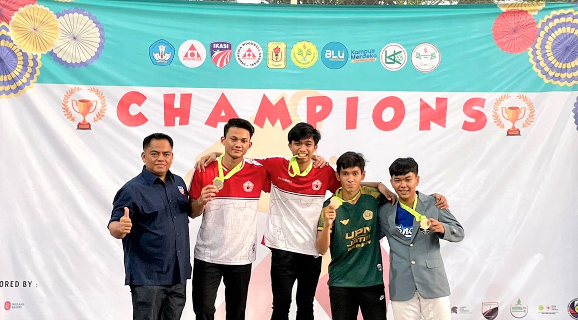 Mahasiswa UBD Raih Medali Emas di Kejuaraan Nasional Anggar