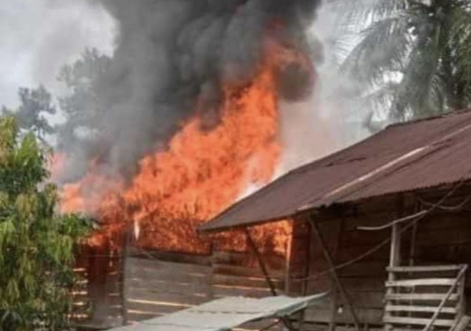 Satu Rumah Warga Di PALI Jadi Arang