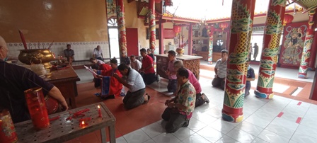 HUT Dewa Bumi, Kelenteng Marga Theng Gelar Ritual