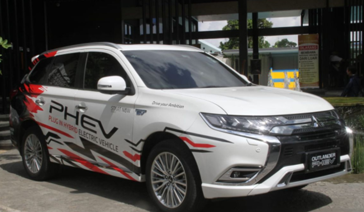 Wajib Tau, Beda Mobil Hybrid dengan PHEV, Mana yang Lebih Baik?