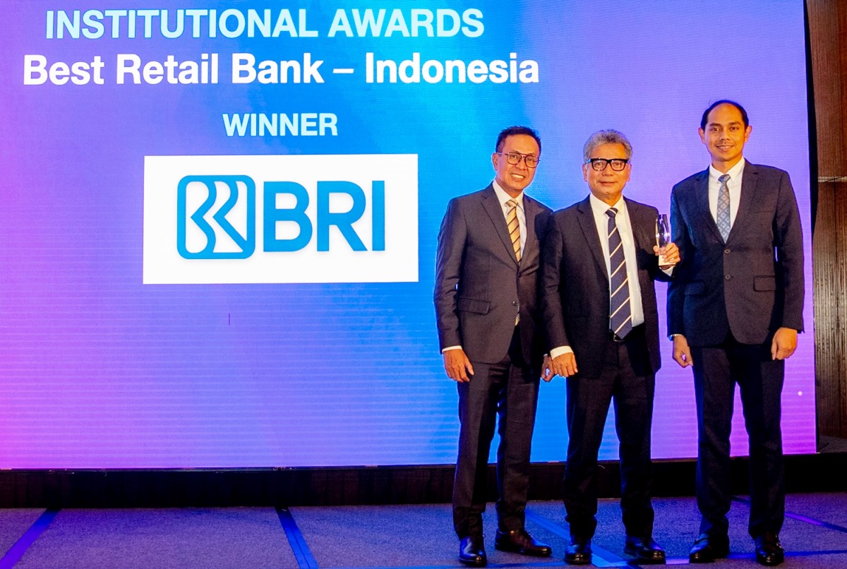 Berhasil Jaga Fundamental Kinerja, BRI Raih 5 Penghargaan Retail Banker International Asia Trailblazer Award