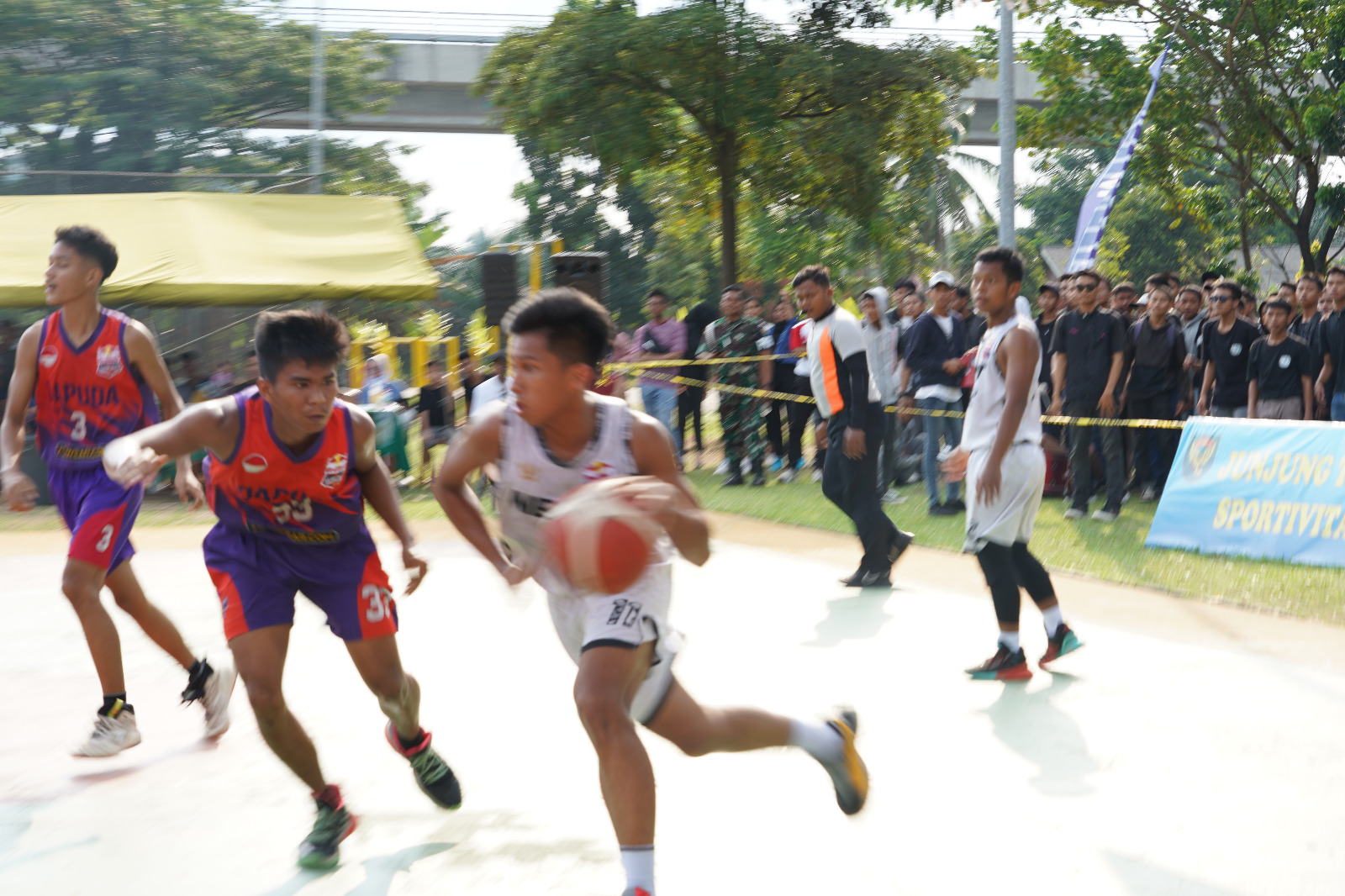 Pangdam II/Sriwijaya Tutup Open Turnamen Volley Ball dan Basket Ball Antar Pelajar SMA se Kota Palembang