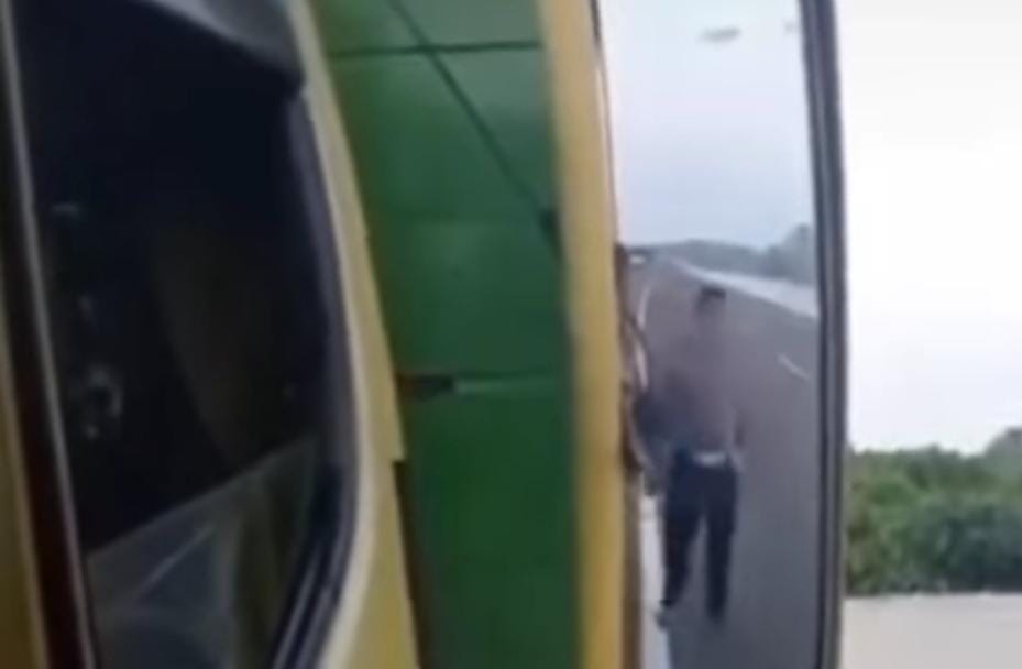 Viral! Video Arogan Oknum Petugas PJR, Diduga Main Tangan ke Sopir Truk di Jalan Tol