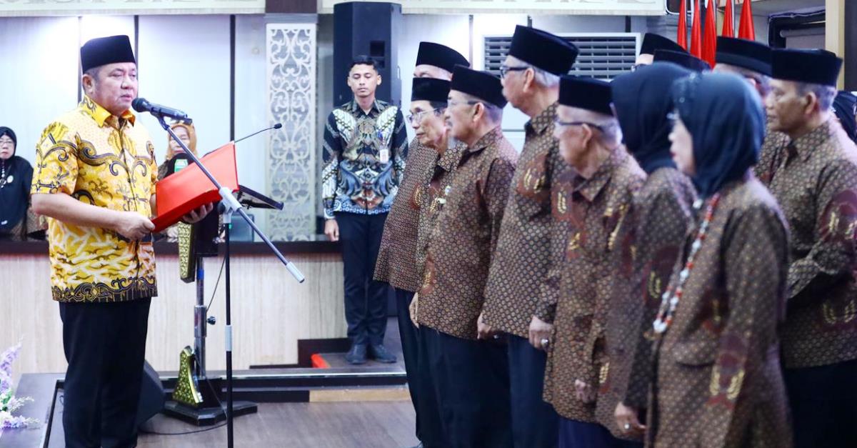 Gubernur Herman Deru Kukuhkan Kepengurusan LLI Sumsel, Dorong Peran Aktif Lansia dalam Pembangunan