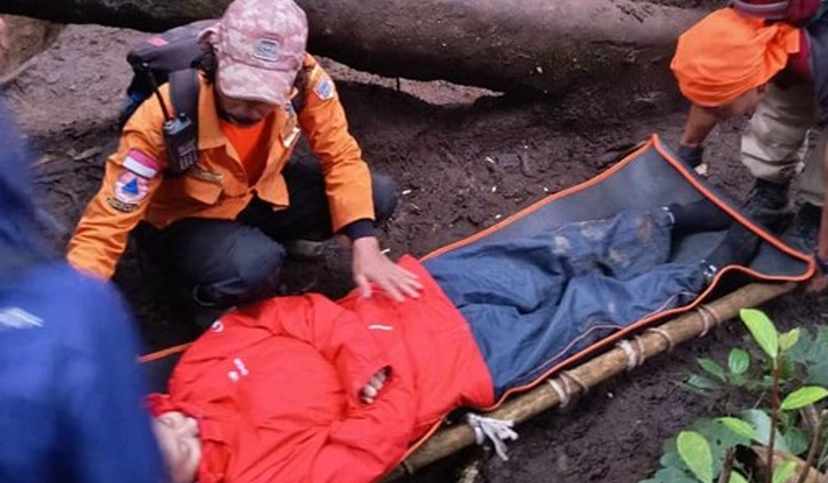 3 Pendaki Gunung Dempo Dievakuasi, Terserang Hipotermia dan Kelelahan 