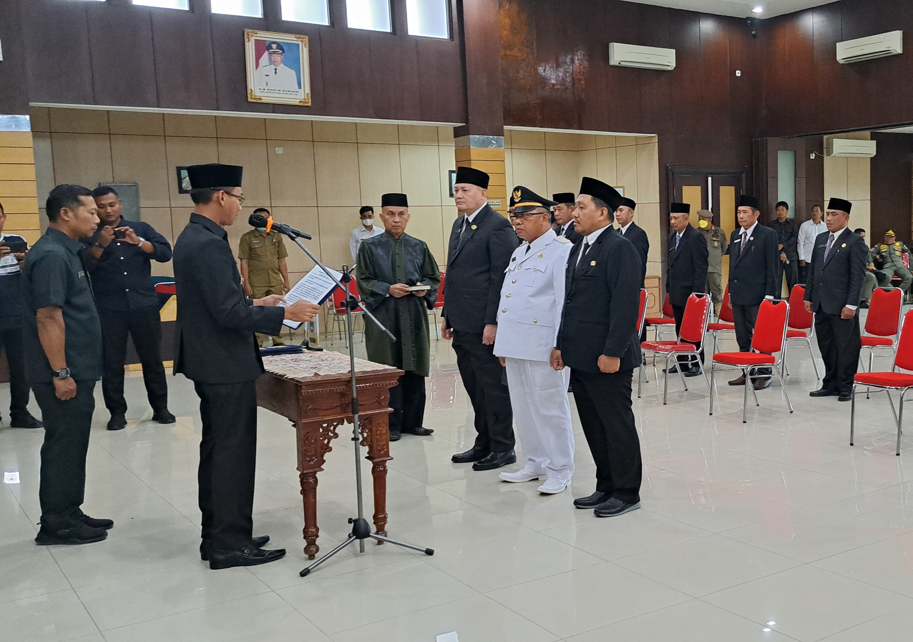 2 Kepala Dinas, 1 Camat OKU Timur Diganti