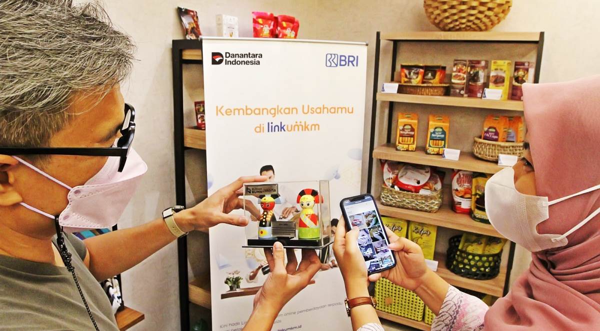 Usaha Camilan Berbasis Resep Keluarga Ini Berhasil Naik Kelas Lewat LinkUMKM BRI