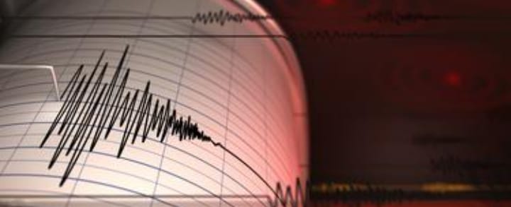 Breaking News Gempa Besar Guncang  Jabodetabek