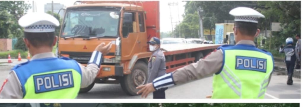 Dilarang Masuk! Truk Besar Angkutan Barang Di Luar Jam Operasional ...