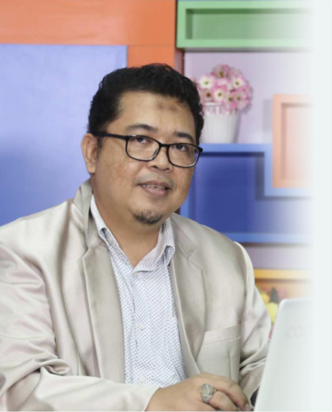 Dosen Universitas Bina Darma Jadi Editor Buku Metode Penelitian Kuantitatif