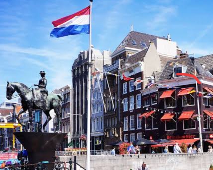 Domestic Highlights Hari Ini, Pemerintah Belanda Siap Investasi Rp 5,63 Triliun, BI Rilis ULN Tumbuh 8 Persen 