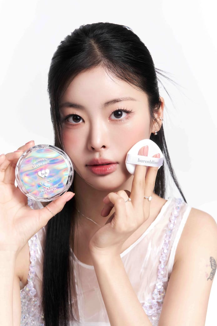 Barenbliss Luncurkan Bloomatte Matte Cushion dan Bloomdew Dewy Cushion