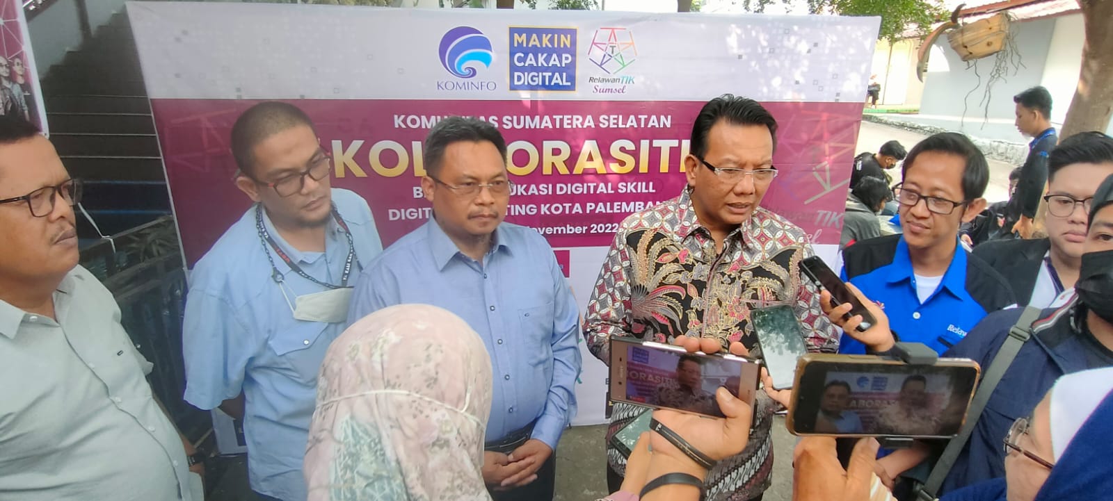 Lawan Hoax Kejahatan di Dunia Digital