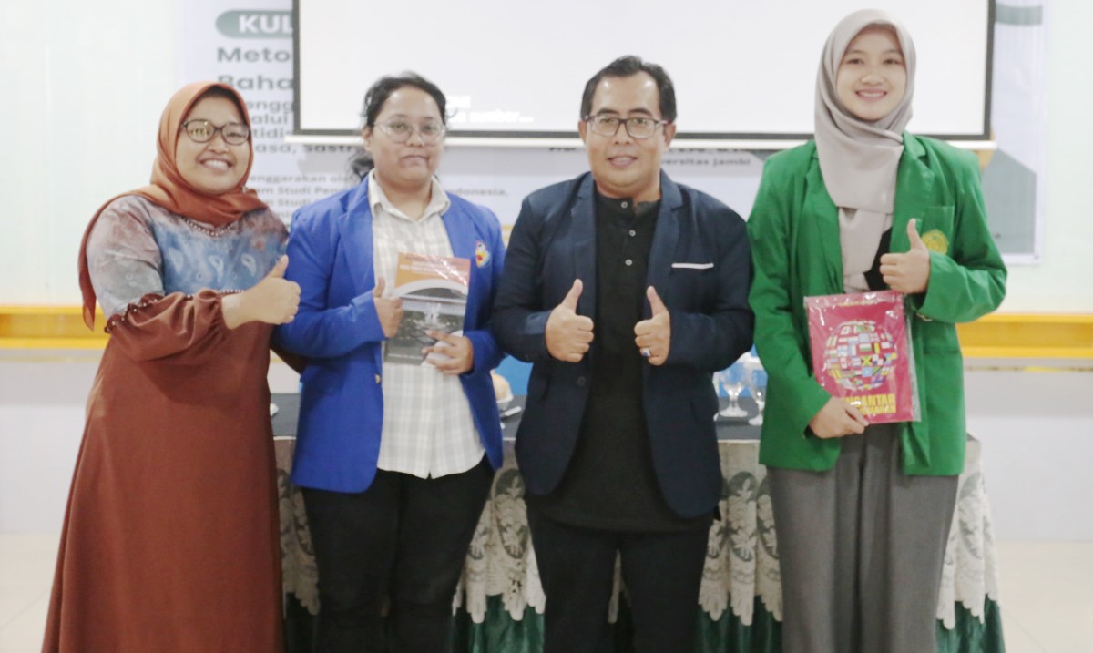 Dua Prodi UBD Gelar Kuliah Umum Hadirkan Dosen Terkemuka dari Unja