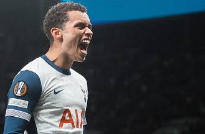 Spurs Juara UEL 2025 Usai Kalahkan MU 1-0 di Final, Gelar Pertama 17 Tahun Terakhir, Untung 100 Juta Pound