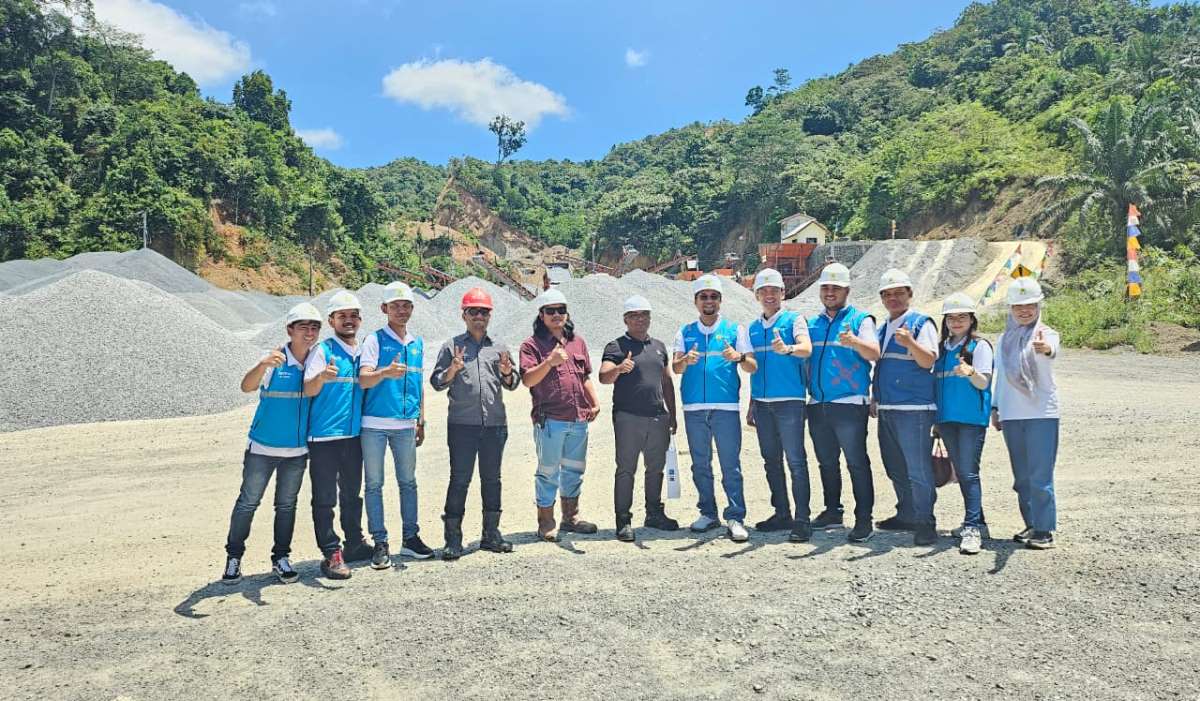 Sambut Hari Pelanggan Nasional, PLN UP3 Jambi Perkuat Layanan untuk PT Alam Barajo