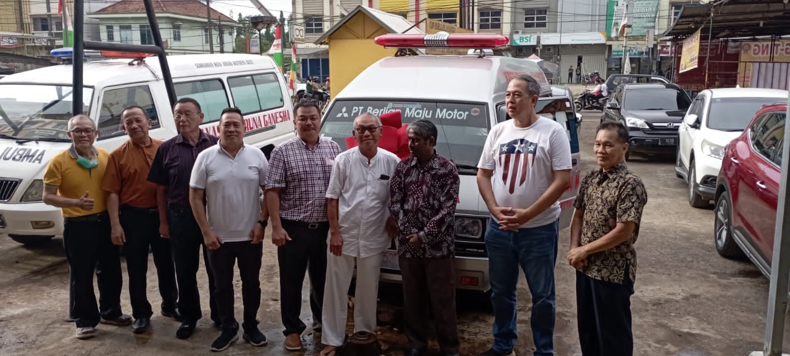 Yayasan Karuna Ganesha Terima Bantuan 1 Mobil Ambulance