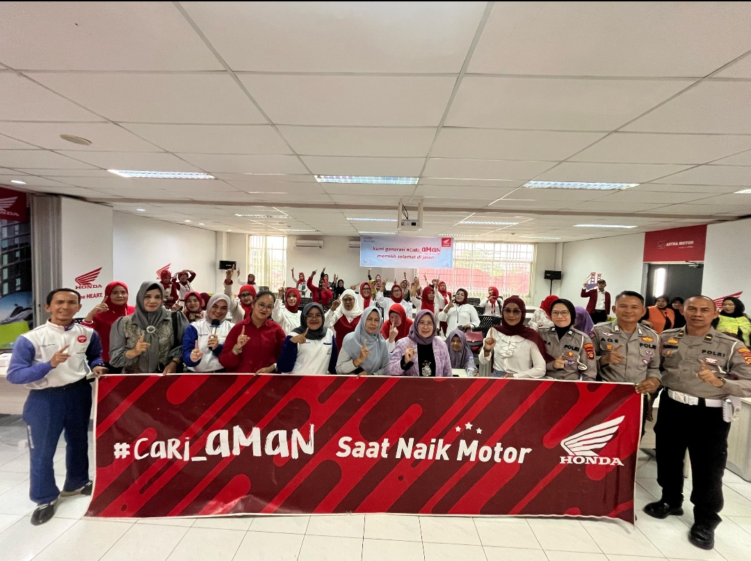 Peringati Kartini Masa Kini, Astra Motor Sumsel Gelar Seminar Safety Riding Bagi Perempuan Pelaku UMKM 