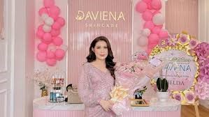  Brand Daviena Skincare Asal Palembang Lagi Ramai Disorot, Cari Tau Yuk Siapa Ownernya! 