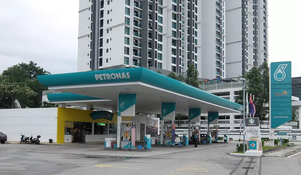 Krisis, Malaysia Mulai Batasi BBM Subsidi, Berlaku Mulai 1 April 