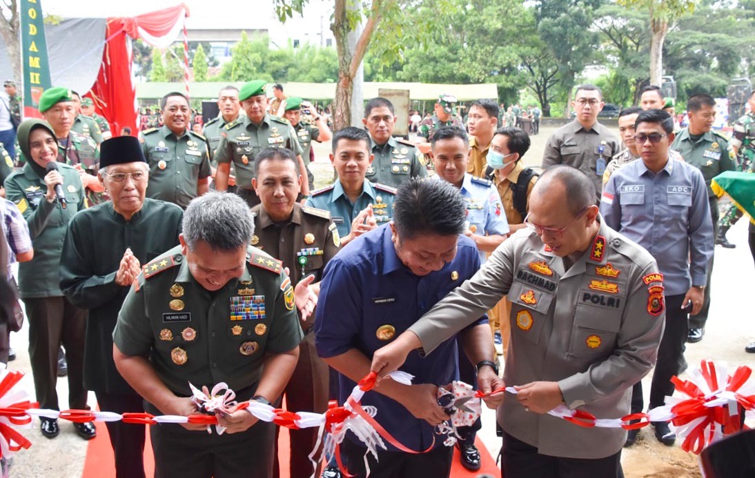 Pangdam II Sriwijaya Resmikan Gedung Balai Prajurit, Sport Center Korem 044 Gapo dan Stadion Garuda Sriwijaya