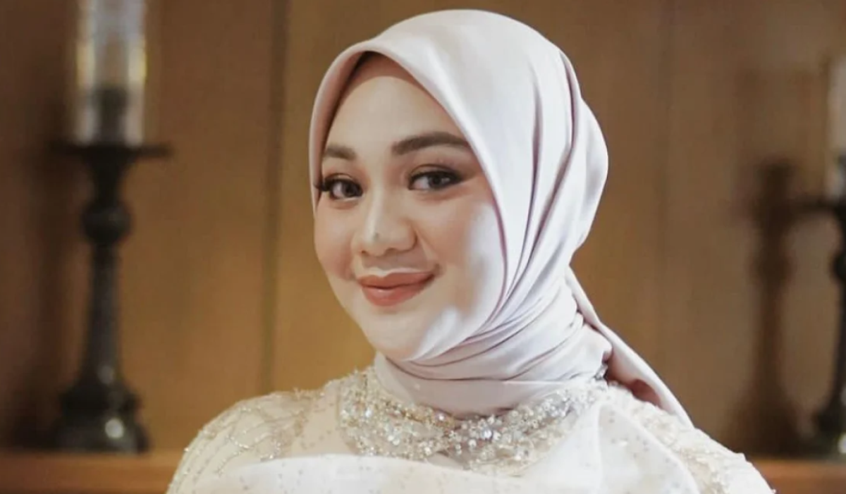 Tembus 7 Juta Penonton, Fadhilah Intan Sukses Bawakan Lagu 'DAWAI', Soundtrack Film Air Mata di Ujung Sajadah 