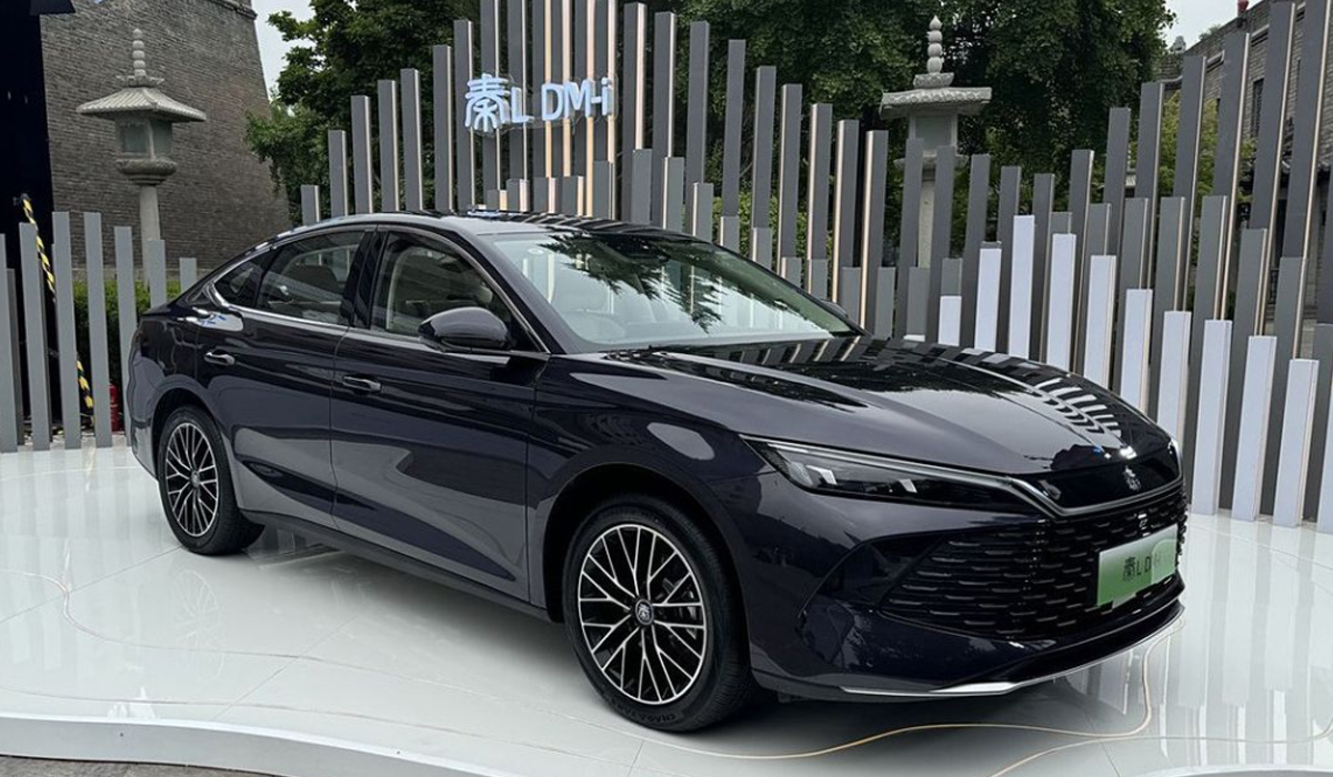 Terbaru! BYD Rilis Mobil Hybrid dengan Harga Rp 200 Jutaan, Berikut Spesifiksi Lengkapnya 