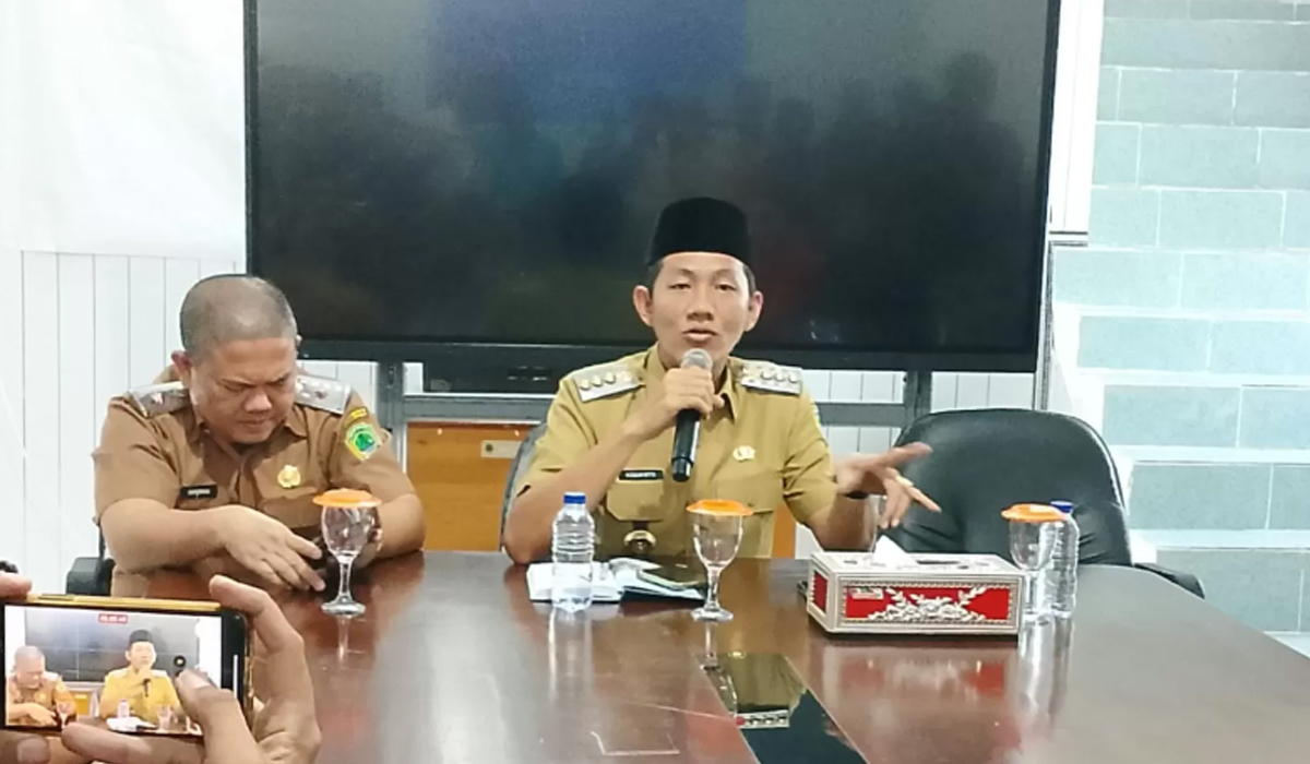 Bupati PALI Minta Investigasi Kasus Siswa Keracunan MBG, Bakal Jatuhkan Sanksi Jika Terbukti Ada Kesalahan