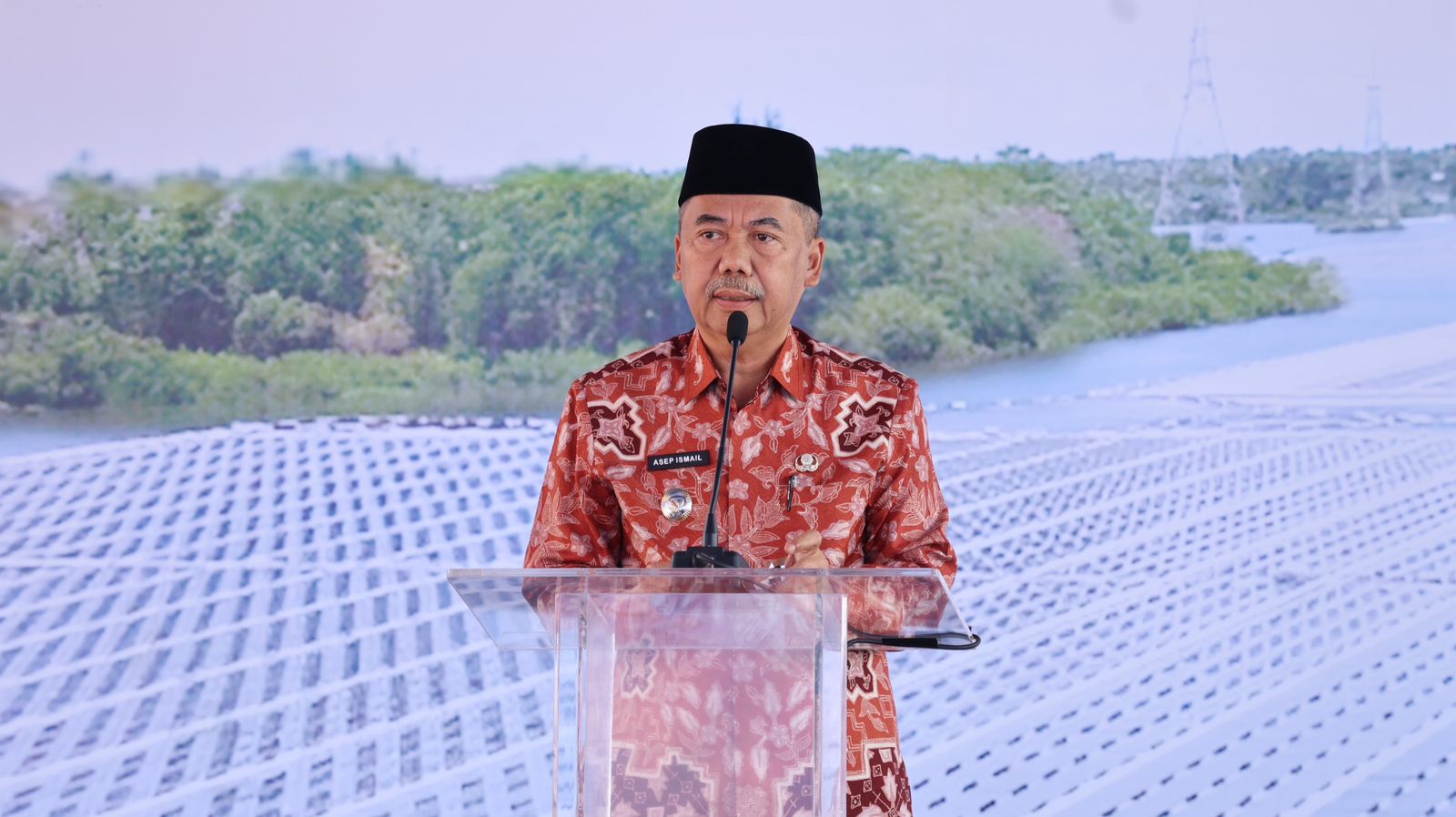 PLN Mulai Bangun PLTS Terapung Kapasitas 92 MWp di Waduk Saguling, Jawa Barat