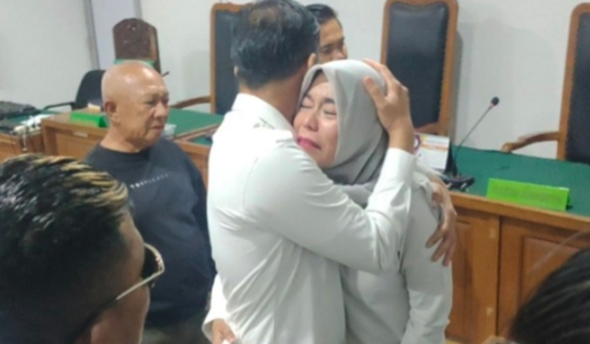 Terbukti Bersalah, Mantan Wawako Palembang dan Suami Divonis 7,5 Tahun Penjara