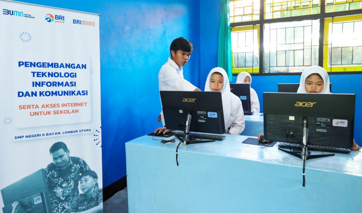 Turut Bangun Pondasi SDM Unggul, BRI Perkuat Pendidikan di Daerah 3T dengan Teknologi