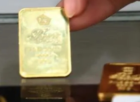 Emas Antam Hari Ini Turun Lagi, Harga Logam Mulia Anjlok Rp7 Ribu, Ukuran 10 Gram Jadi di Rp 22,9 Juta