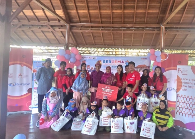 Generali Indonesia dan Komunitas Ibu Profesional Hadirkan Program BERGEMA di Desa Qur’an Palembang