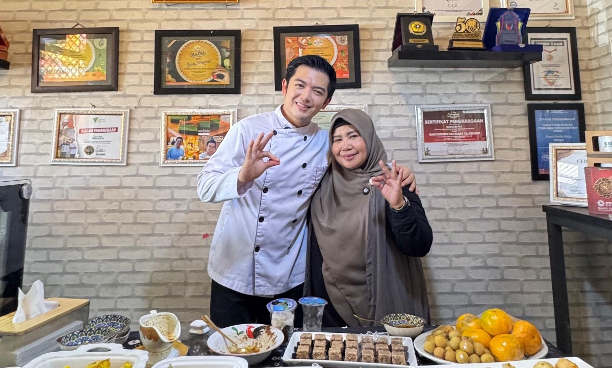 Nicky Tirta Puji Kuliner khas Palembang, Bunda Rayya Ikut Bangga!