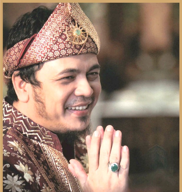 Sociopreneur, Sultan Iskandar Mahmud Badaruddin, Melestarikan Kebudayaan