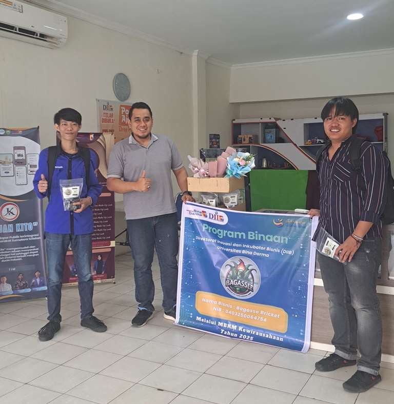 Inovasi Bagasse Bricket Binaan DIIB Universitas Bina Darma Telah Tersedia di Marketplace