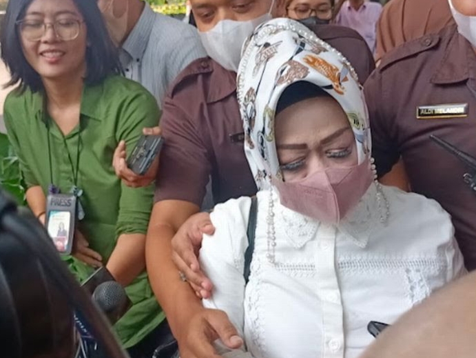 Diperiksa KPK, Kadinkes Lampung Raihana Ucapkan Terima Kasih