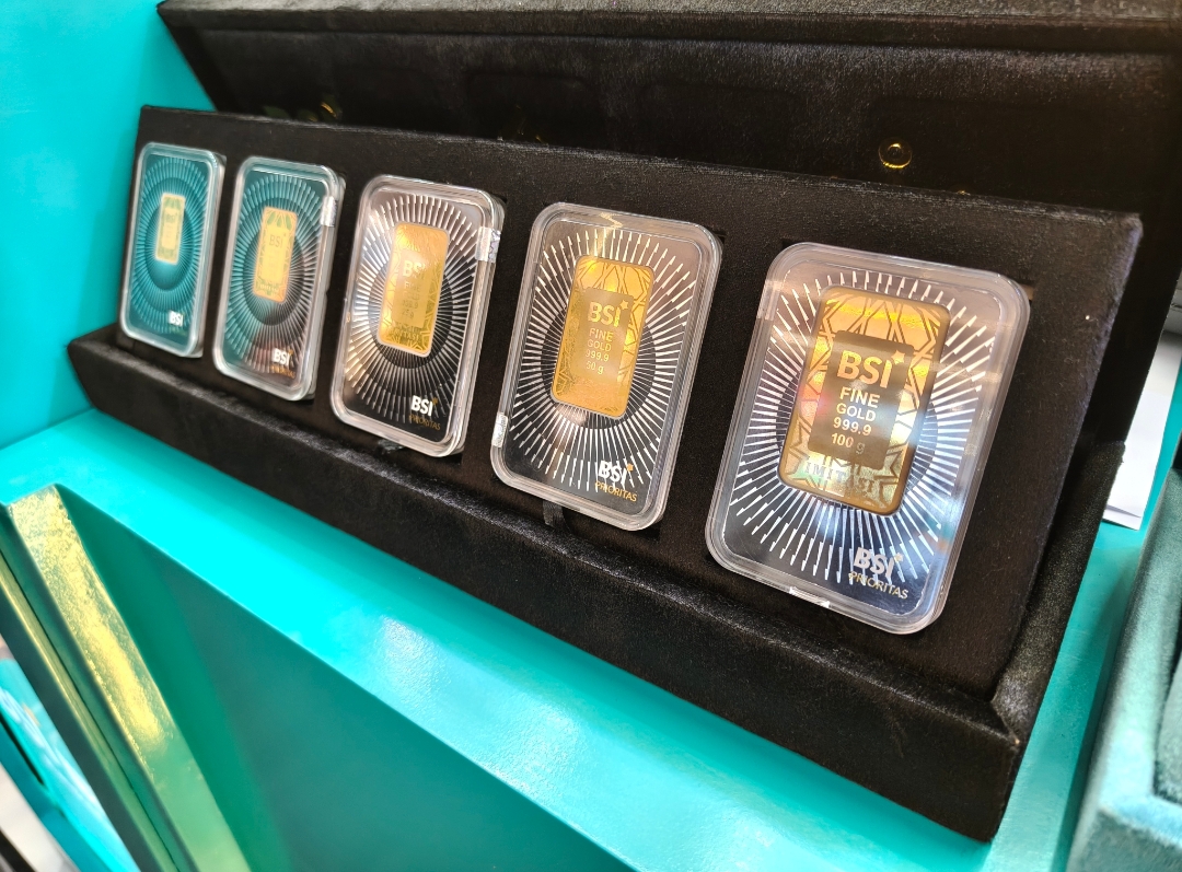 Harga Emas Antam Hari Ini 11 Maret 2026 Melejit Rp40Ribu, Logam Mulia 10 Gram Naik Jadi Rp 30 Juta