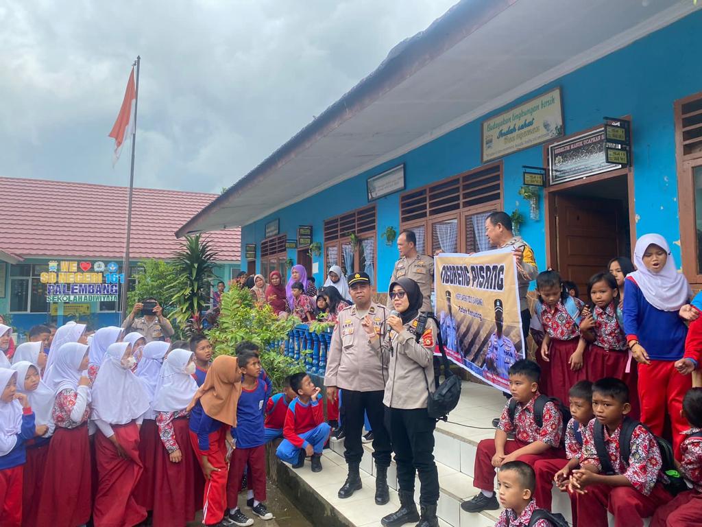 Cegah Informasi Hoaks Tentang Penculikan Anak di Palembang, Polsek Kemuning Datangi SDN 161