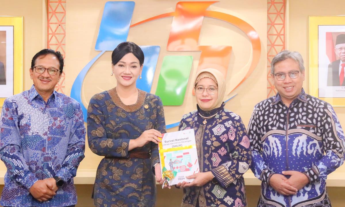 Survei OJK-BPS Terbaru, Wanita Kalahkan Pria Soal Literasi Keuangan