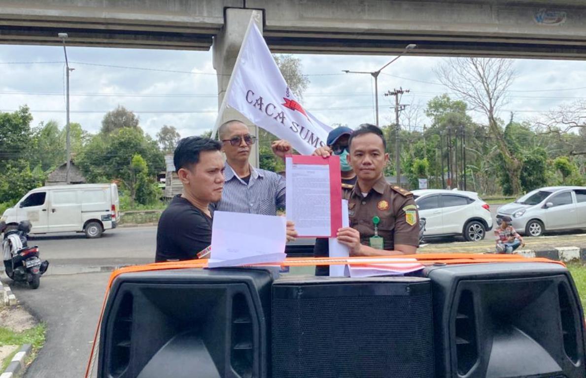 MSK - Indonesia dan CACA Sumsel Gelar Aksi Damai di Kantor Kejati Sumsel, Ini Tuntutannya!