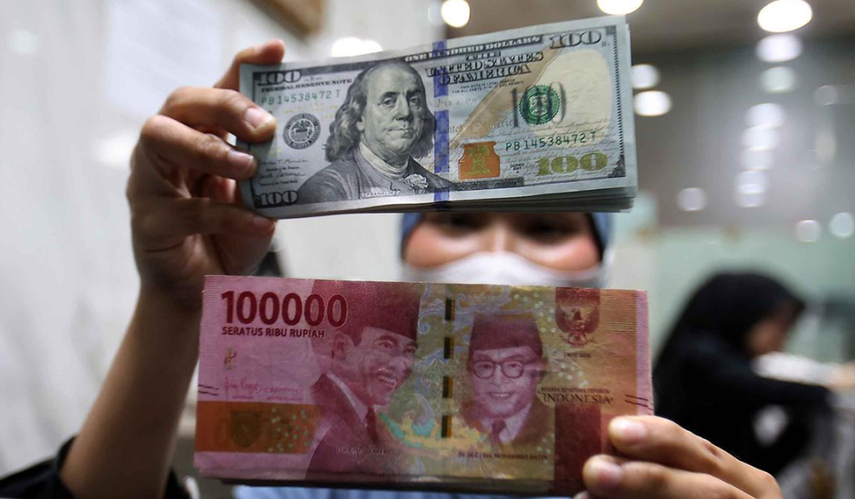 Rupiah Kian Melemah, Tembus Diatas Rp 17.700 per Dolar AS, Ini Dampaknya Bagi Masyarakat