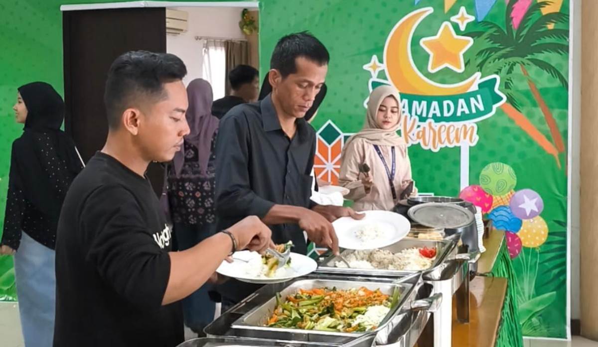 Iftar Ramadhan dengan Konsep Street Food di Azza Hotel Palembang, Dijamin Lebih Seru